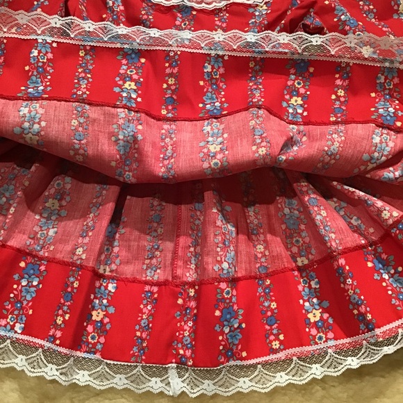 Vintage Nana’s Pet red floral dress - Picture 5 of 13